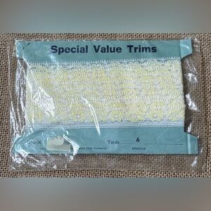 Vintage Yellow White Floral Lace Ribbon Trim New Old Stock Cottage Grandma Core